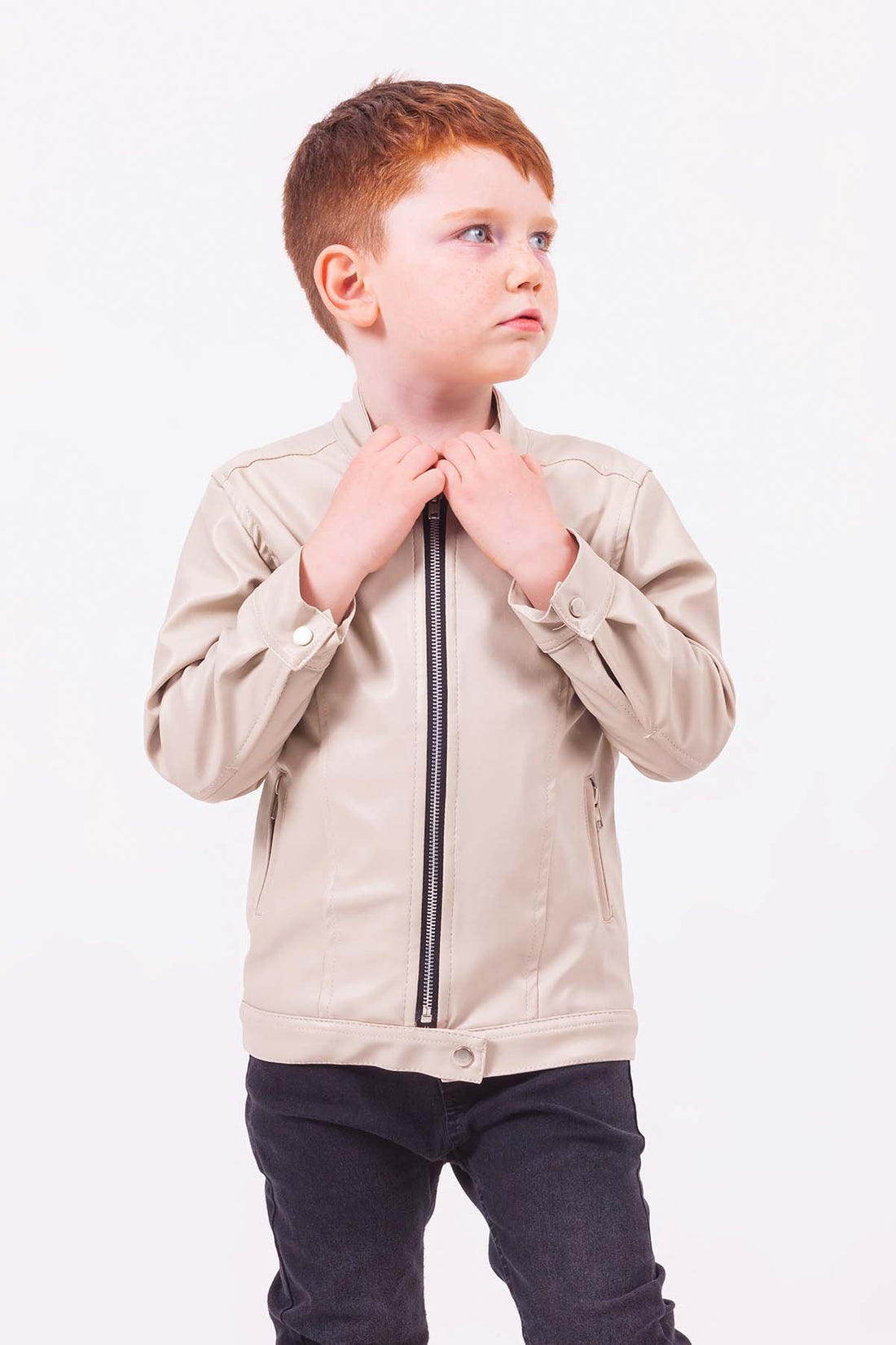 Deri Ceketli Erkek Çocuk Takım