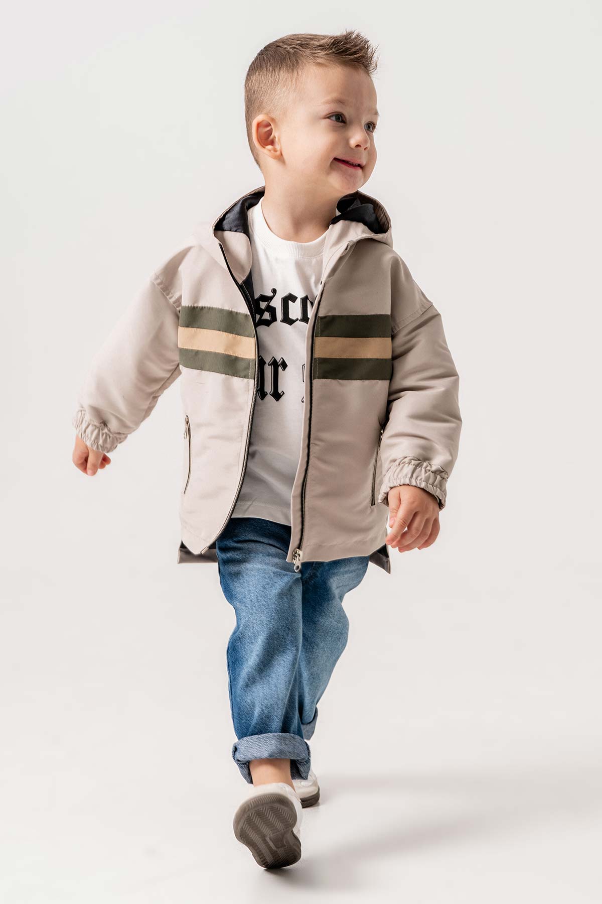 Kapüşonlu Çift Cepli Astarlı 3 Parça Erkek Çocuk Ceketli Takım